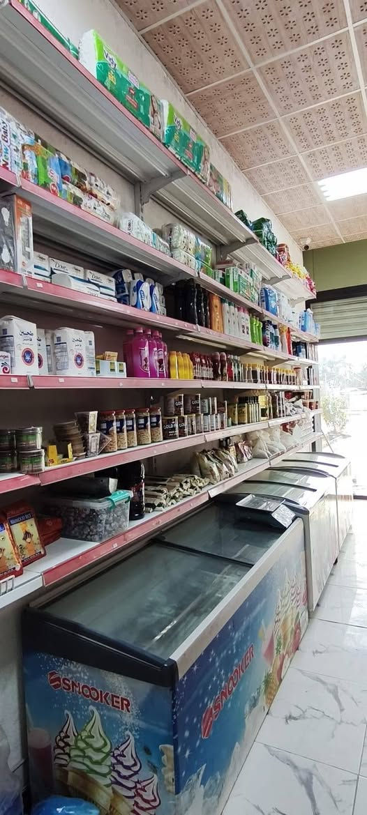 السلام عليكم أسواق للبيع الموقع حله شارع 100 من جهة تقاطع الطهمازيه للاستفسار أكثر خاص او الاتصال على الرقم التالي 
***********
