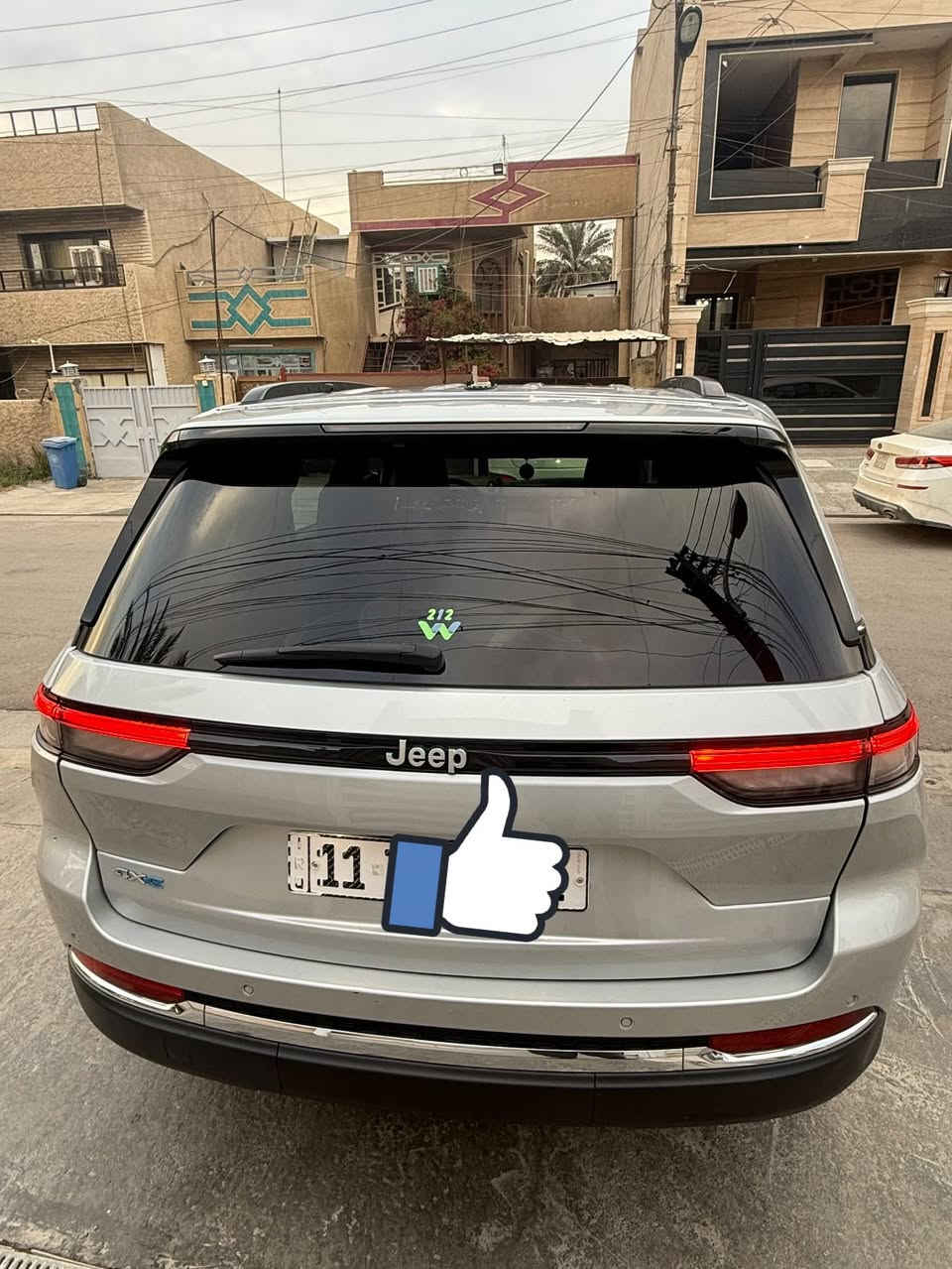 السلام وعليكم 
للبيع جيب ٢٠٢٤ 
هايبرد وتيربو وبلك ان
محرك 2000توربو
فول مواصفات بلكن 
رقم بغداد الجديد
بأسمي تحول ثاني يوم
ماشية 37000

المواصفات:-
بصمة تشغيل 
بصمة ابواب وصندوق
تشغيل عن بعد 
شاشة جبيرة
كير ماوس 
درايف مود 
انظمة قيادة
دفع رباعي
وتحكم بالقيادة 
صندوق كهرباء
كشنات جلد 
كشنات هيتر 
كشنات كهرباء
كشن خزن ميموري
نقط عمياء
رادار امامي
رادار جوانب
تحديد مسار 
وقوف ذاتي
هند بريك دكمة
تحكم استيرن
هيتر استيرن
شفتات استيرن
 منافذ تايب سي
لايتات زينون 
لدات امامي
بكلايت لد 
سبير منازل
جام توتو
ويل كب اسود حجم٢٠

السيارة بيهة صبغ بنيد وجاملغ 
وباب ورة السايق طلقات من امريكا
والباقي مكفول بدون ايرباك بدون دواخل
اي استفسارت تعال خاص او اتصل 
***********
عنوان بغداد حي الخظراء
