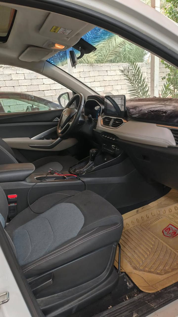 سلام عليكم لبيع شوفرليت كابتيفا مديل 21  سبعه ركب مكينه 1500تيربو مكفوله كفاله عامه ماشيه 50لف سياره فول موصفات بنرامه مري شفط كشنات كهربائية سياره هواي بيه موصفات رقم بغداد مداور ثاني يوم سعر 160 مكان سياره ناصريه مركز  ***********مروس عادي روس
