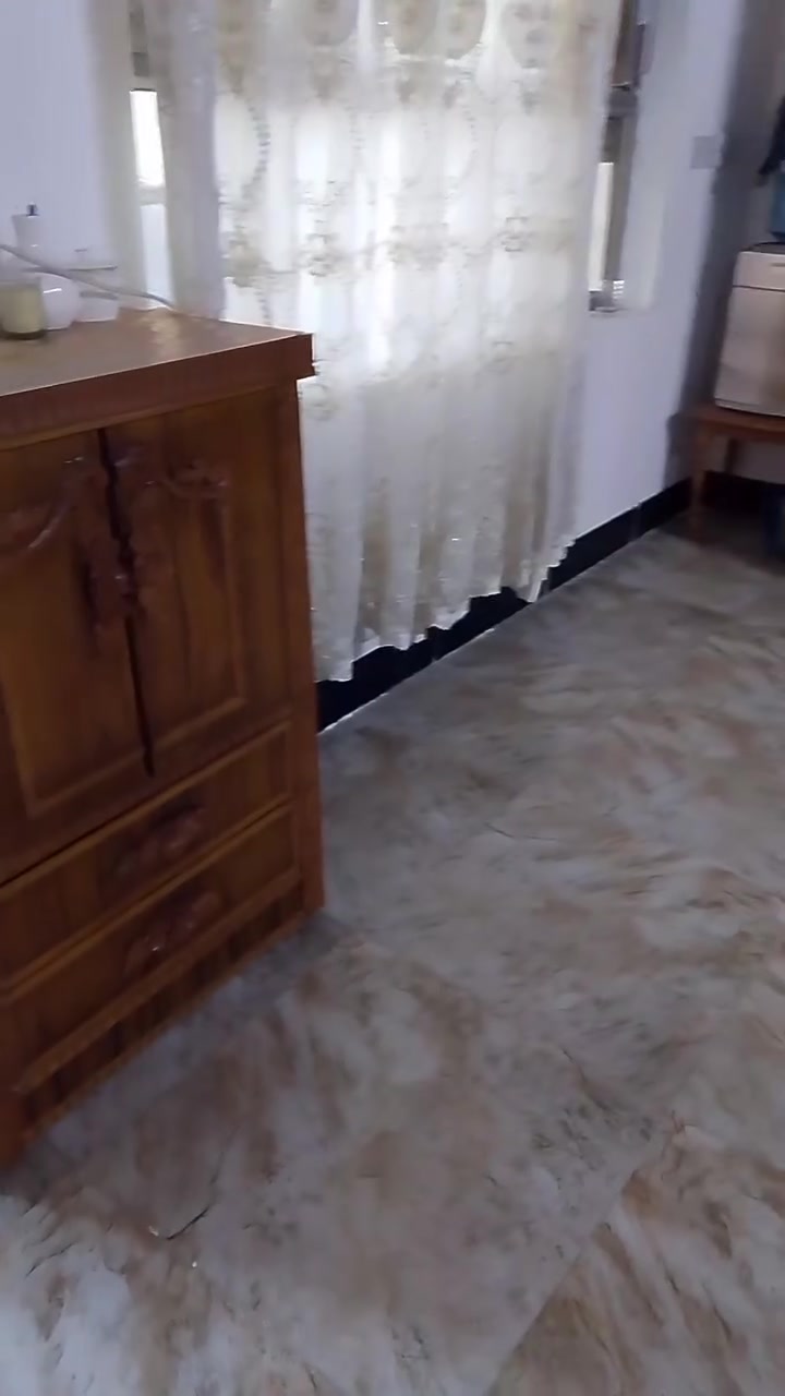 غرفة نوم مستخدم 3اشهر جديدة نظيفة حيل وثقيلة وصبغها حراري
السعر  مليون و700 وبيها مجال


**إذا كنت صاحب هذا الإعلان وتريد حذفه لأي سبب، رجاءا أرسل رسالة إلى الدعم الفني**
