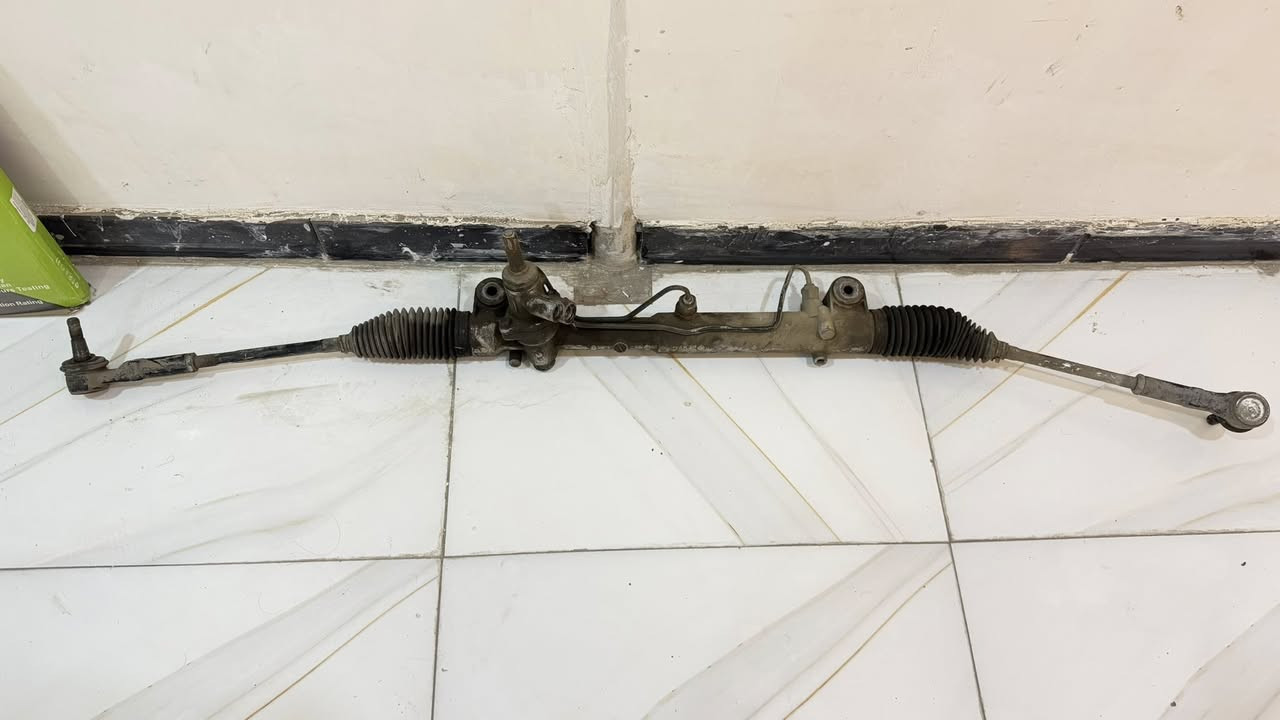 السلام عليكم غراض جارجر للبيع
1. ويل روهانا تك 
2. دفيوزر SRT  جديد ممستعمل 
3. مشط بور يرهم للموديل القديم تفصيخ 
4. غطاء محرك RT 5.7 تفصيخ 
5. حساسات صالنصه فيشه بيضه ضفيره طويله وضفيره كصيره ايضاً مال تفصيخ 
6. درع مستعمل 
7. ضفيرة جيب اوڤر لاند فور ويل بلاديه 
العنوان بغداد الدوره 
***********
