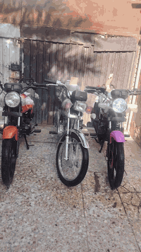 لاستفسار أكثر بغداد الشعب قرب مدرسه عبد المحسن الكاظمي *********** لبيع بنقد وتقصيد
