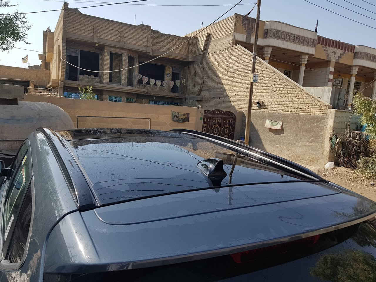 للبيع: هونداي توسان وارد  موديل 2020. . أوتوماتيك 6 نمر محرك  2000. السيارة بحالة جيدة
. السعر المطلوب: 179 
فول مواصفات بانوراما كامل السقف 
بصمه 
رادار 
مودات قيادة 
مانع انزلاق 
جلد  تدفئة كشنات 
 رقم السيارة أربيل باسمي بجم كبس 
مواصفات كثيرة . لونها نفطي قريب على الاسمنتي. حادثها: جاملوغ خلفي + تبديل باب خلفي. كلير جهة السايق في أمريكا. متواجد في بغداد. العبيدي  للتواصل: ***********
