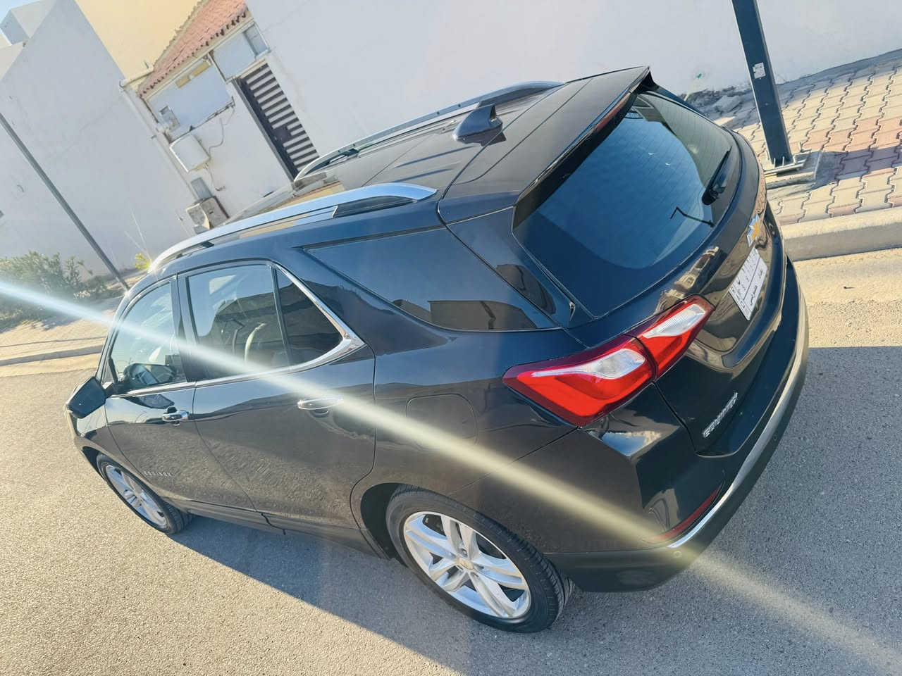 أيكونيكس موديل ٢١ كامل المواصفات،فئة بريمير، ماشية اكثر من ٩٠ الف كيلو متر ، حادثها چاملغ سايق مع بونيد (شطح خارجي) مبدلات ، وجاملغ خلفي جهة السايق حار، وبيها مكانات بارد ، السيارة أمامك وكل شي موجود داخل الصور، اني جناي واخذتها ماشية ٥٠٠٠ كيلو ، صارلها عندي اكثر من ثلاث سنوات وسافرت بيها عدة دول، وتقدر تشوف سفراتها ضمن منشورات المجموعة، ما بخلت عليها ولا بشيء، من زيت المحرك وحدادة صدر وتايرات وبطارية، وافضل شيء موجود أخليلها، وما بيها نقص شي، وكل شي بيها راح أخبرك عنها ولا أخبي عنك شيء ، گير ومحرك مو مفتوحات، زيت الگير غيرته، والصيانة كاملة والحمدلله، والسعر ١٦٠ علما أنها مكلفتني بحدود دفترين
والسيارة بإسمي ومكانها الفلوجة وحياك الله تعال شوفها 
ورقم التواصل وفيه واتس آب 
‭+٩٦٤ ٧٨٥ ٤٦٢ ٠٨٦٢‬


**إذا كنت صاحب هذا الإعلان وتريد حذفه لأي سبب، رجاءا أرسل رسالة إلى الدعم الفني**