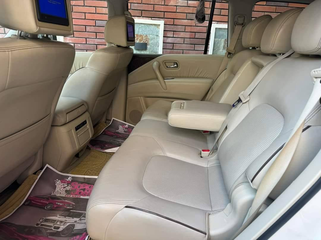 نيسان باترول LE
موديل /2011 
السعر/ 190$
وبيها مجال
مراوس اقصاد 
عداد المسافة /220 الف كم
شركة سرادار 
السيارة به جاملغ خلفي صبغ باقي السيارة مكفولة كفالة عامة
جديدة جدا وأحلى من الصور محرك وكير بشرط لا مفتوح ولا ملعوب بيه مكفول 
رقمها اربيل مشروع وطني باسمي تحويل مباشر 
مواصفات / (فتحة , ثلاجة، خمس كاميرات ، رادار امام ، توقف ذاتي , جلد ، كشنات تدفئة وتبريد , صندوق كهربائي، فور ويل وضعيات قيادة ، كشنات وستيرن كهربائى وخزن، سيدى جنجير سيدي خزن ، شاشات DVD , عدات شركة , 7 راكب، تبريد مركزي، بعد هواى مواصفات)
*********** واتساب
