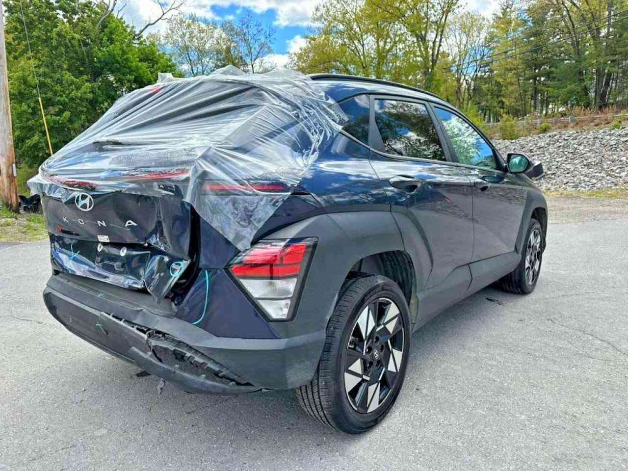 مزاد يوم  الثلاثاء المصادف23/6
🚘 نوع السياره: هونداي كونا 

🔹️الحادث / الضرر : كما موضح بالصوره
🔹️الموديل: 2025 
4 سلندر /2000
⚠️ علما هذا نموذج بسيط من السيارات التي تعرض في المزاد يومياً 
- نوفر لكم شراء السيارات مباشرة من مزاد كوبارات و IAA الامريكي باسعار تنافسية 
التواصل واتساب أو اتصال على الارقام التاليه 
العنوان الديوانيه .قضاء غماس.شارع الصافي مجاور مدرسه يافا - شركة المتميز 
التواصل واتساب أو اتصال 
***********
