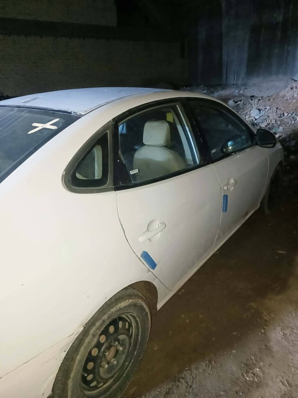 سلام عليكم
الانترا 2011 
مصبوغه عام 
سعر 73

***********
