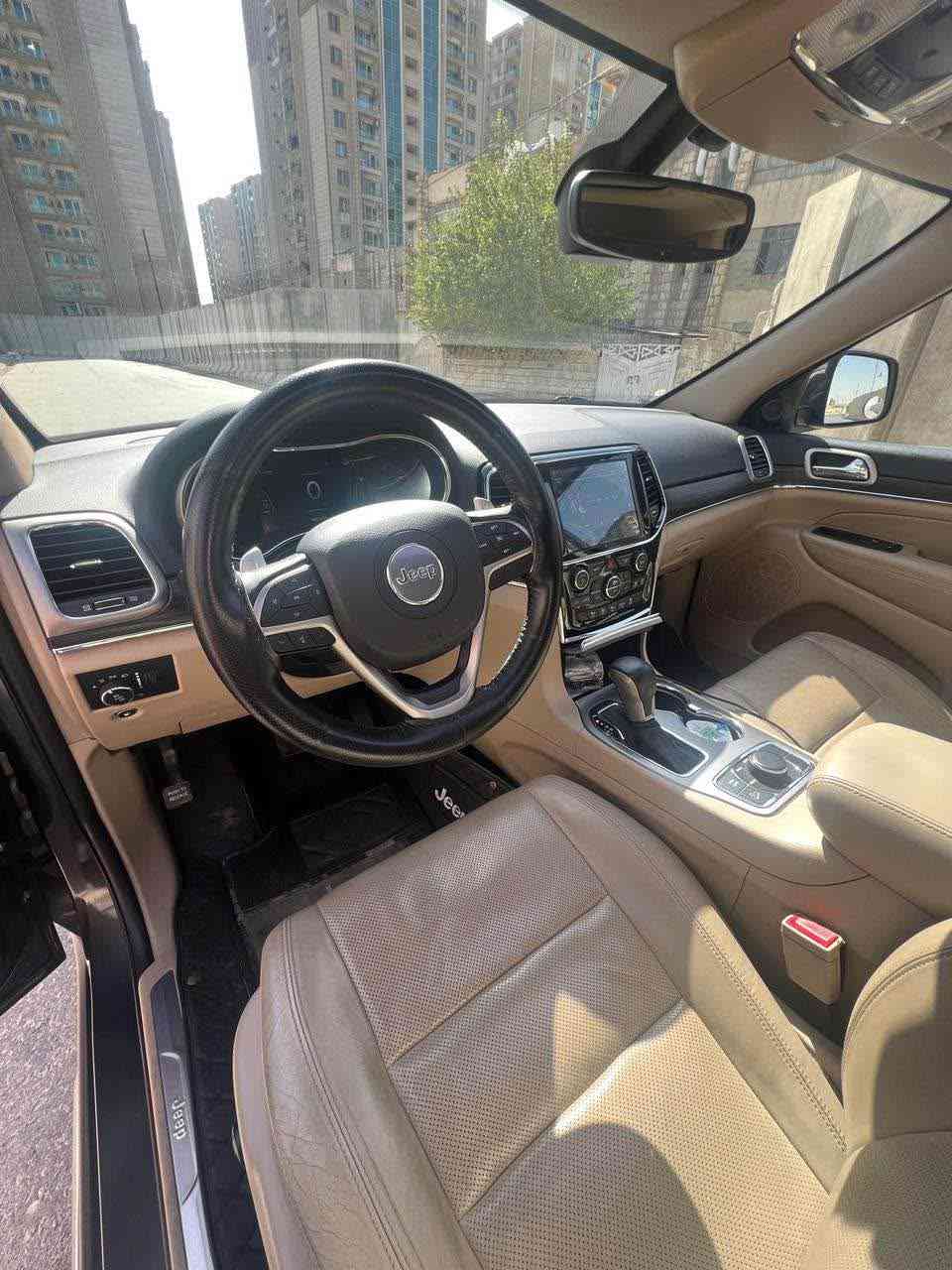 جيب لمتدد 2019 خليجي 
مكفوله كفاله عامه كلين تايتل ماشيه 67الف كم 
 قابل لزياده 
نظام  النقطه العمياء 
نظام اطفاء المحرك وتشغيله اوتو 
حجم المحرك 3600
فور ويل 4/4 ماوس  
دبل سلايت بانوراما 
تشغيل عن بعد 
شاشه جبيره 
شفتات ستيرن 
جنطه كهربائي شفط 
دبل كزوز خلفي 
حساسات اماميه + جانبيه و خلفية 
سستم صوت 12 سماعة 
قطعتين تبريد ثلج 
كشن خزن ميموري 3 وضعيات 
 مقاعد جلد اصليه  بيجي  
 كهرباء (تدفئة+تبريد) 
 كشن خلفية تدفئه
تدفئه بلاستيرن  
مري  شفط  
يدات ستيل اصل 
 كامرة خلفيه
 استيرن كهرباء +  تدفئة
 تحكم استيرن )  
 نظام سبورت s
 نضام اقتصادي
 اشارة بالمري  
كشافات زنون 
السياره ترقيم اربيل هزه جديده وموجوده في اربيل السعر 25800 دولار وبيها مجال لجادين بالشراء.. للتواصل واتس اب *********** أربيل, العراق
