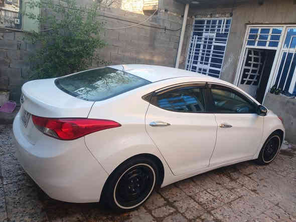 سلام عليكم النتره 13 وارد امريكي  ليبل واحد ضربته  بصيطه  شبر من جاملغ وربع صابع من الباب
مكينه 1800 نضيفه  تخم تاير  سياره بسمي رقم نكليزي مكاني بغداد سعر 110  ***********
