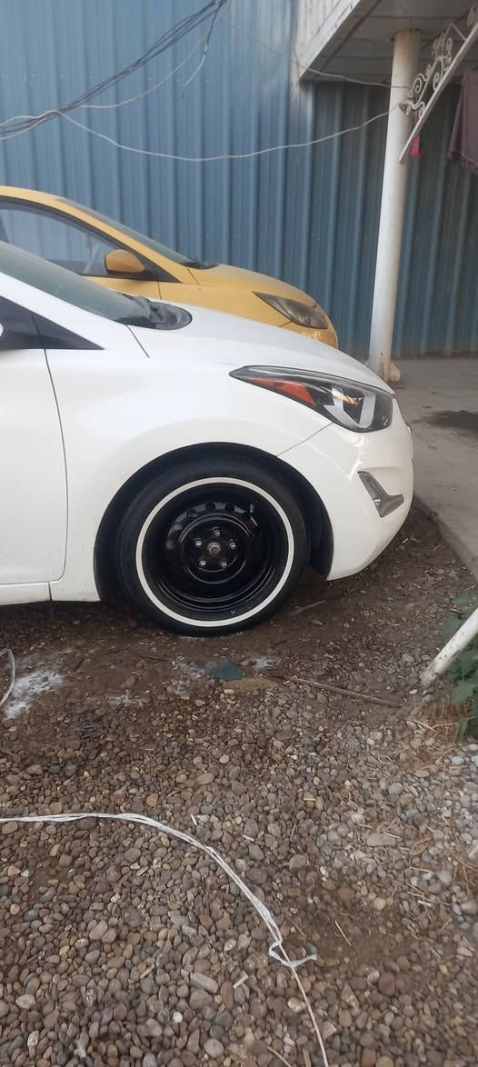 عدي سياره النترا ٢٠١٢ للبيع وارد امريكي سياره حلوه بس ماعدي امكانيه اصلح مكينه بيه كازكيت بيضه  للبيع  الاتصال على الرقم ***********
