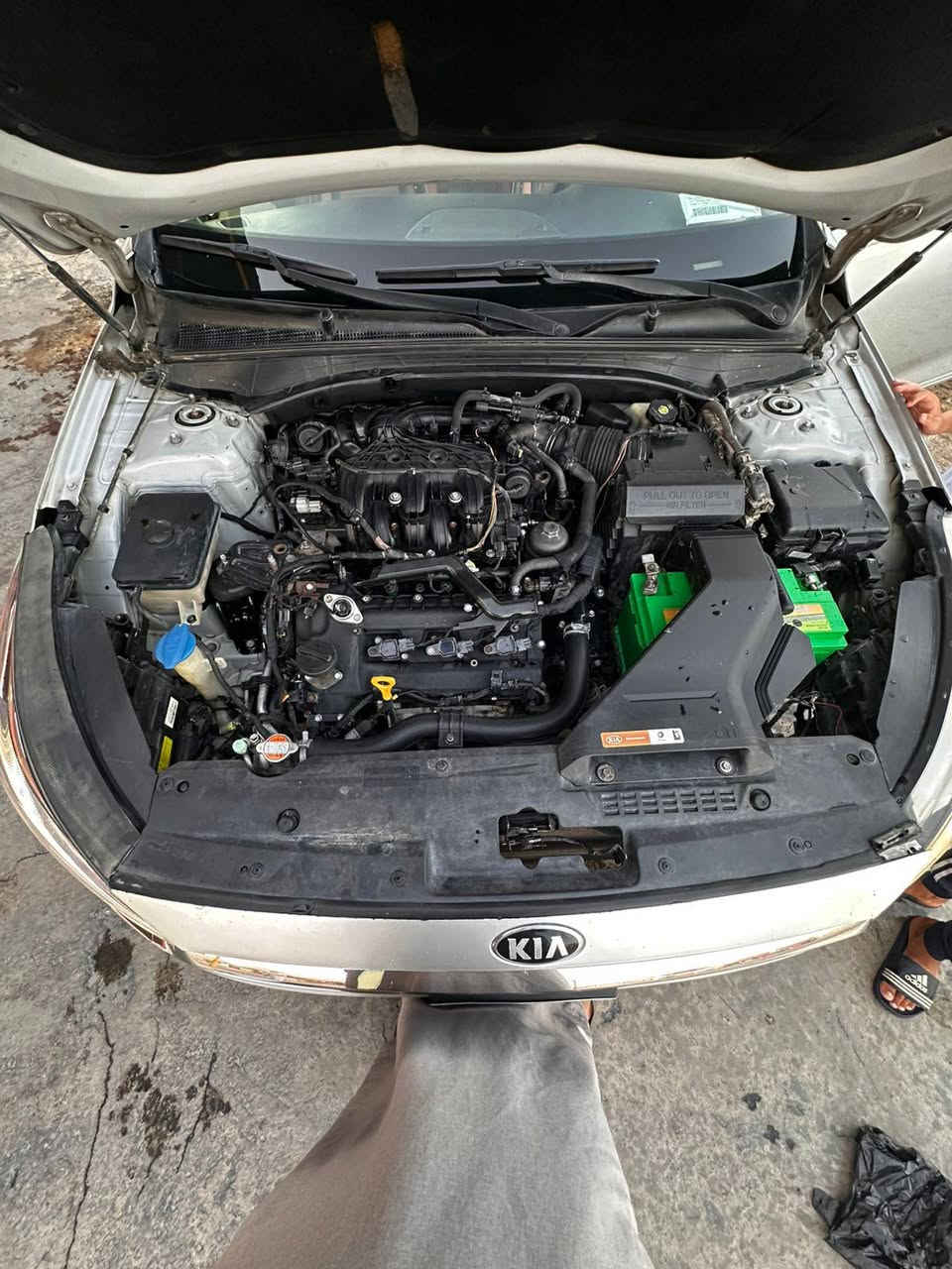 كيا كادنزا خليجي لون سلفر موديل ٢٠١٧ رقم نينوى
تحويل او وكاله ثاني يوم 
السياره ماشيه ١٤٠ الف 
بيها قطعتين صبغ (جاملغ وبنيد) 
محرك ٣٥٠٠ تنفس طبيعي كير ٨ نمرات 
كير ومحرك كفاله صدر امامي خلفي جديد
السياره خير من الله
المواصفات نص فول 
السياره رايدهه ب١٤٨ وبيها مجال شي بسيط  مكاني صلاح الدين للاستفسار ***********
***********
