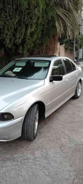 سلاو لةهةموو لايةك ..بةناوي خوايي گةورة ..bmw موديل ٢٠٠٣ مةكينة ٥٢٥ فول بةس جلد نية هةموو كياني بةشةرت سبوغ عام نية حيزام نية بشت و بيشي كةبسة نرخي ٩٠ و معامةلة***********
