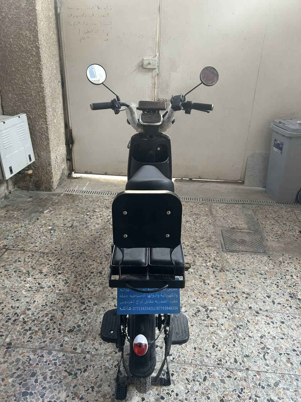 دراجه شحن للبيع  نضيف تجي تفحص وشوف حلوه ومرتبه كلش موديل 2025 اخذته قبل6 اشهر 350 الف قفل بدون احراج مكاني العبيدي رقم تلفون ***********
