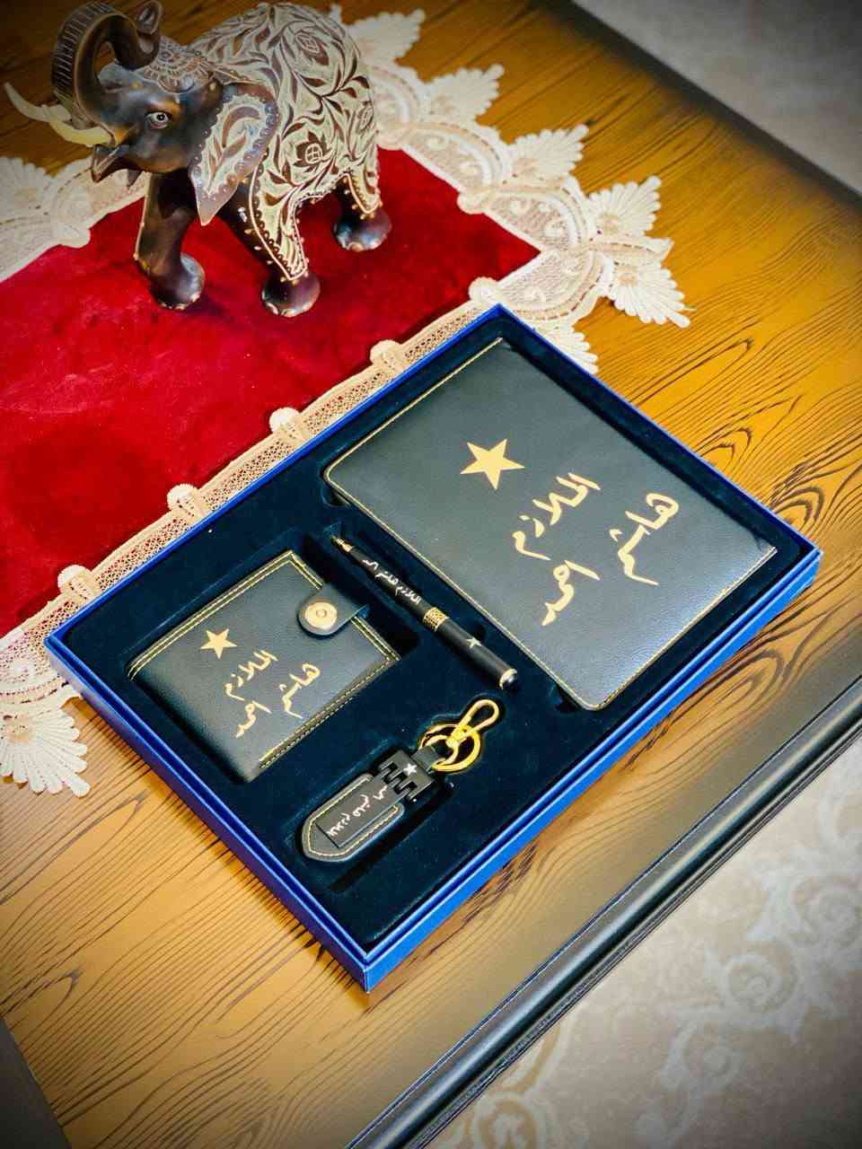 #هدايا الابطال بمناسبة #الترقيه #التخرج #كليةعسكريه #الجيش #طبع #حفر #وزارةداخليه #وزارةالدفاع
متوفر عوصيل ٥ الاف بغداد ٦ محافظات 
للحجز والاستفسار مراسله الصفحة او اتصل بالرقم ***********
