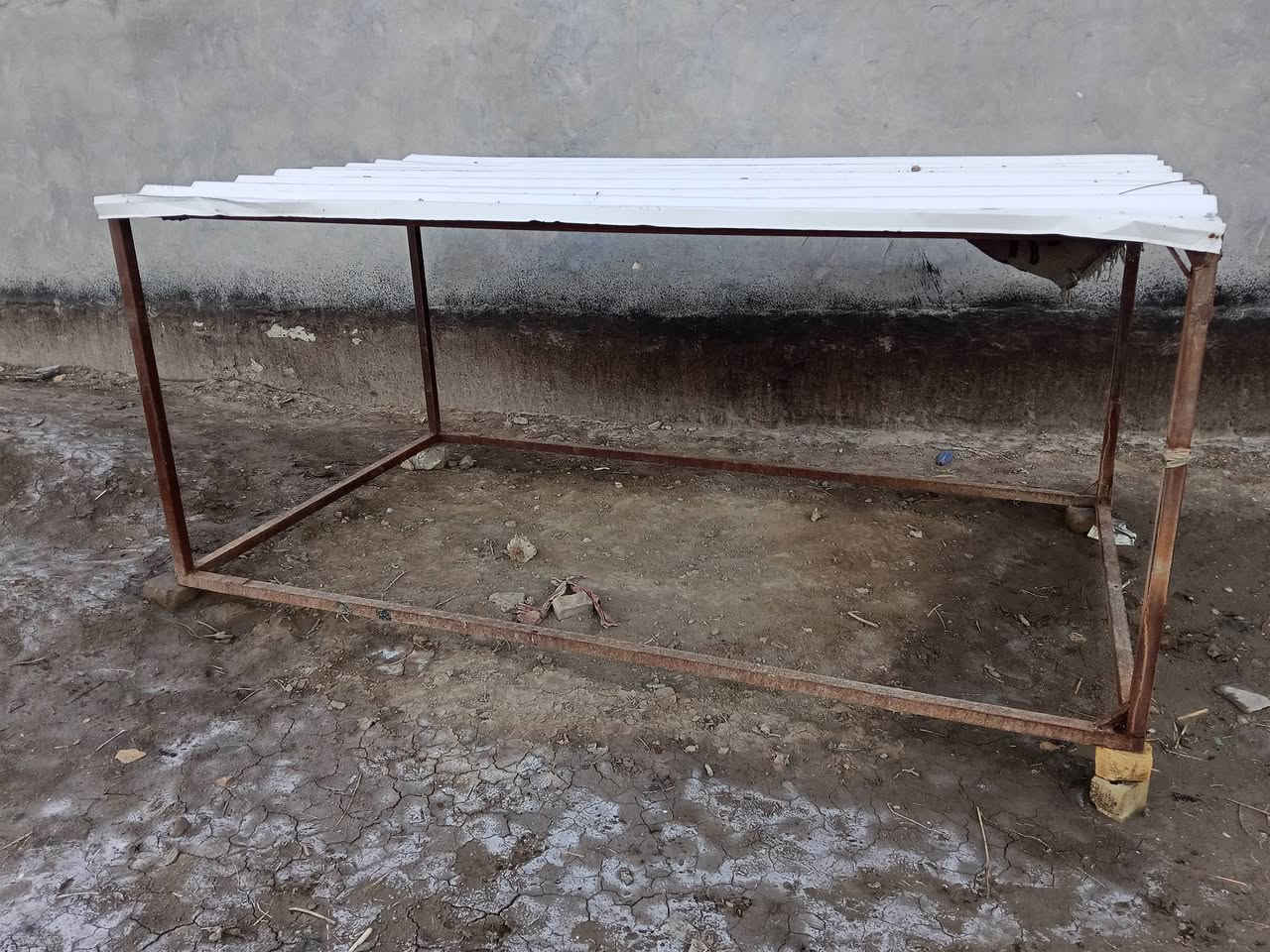 سقفيه للبيع تسكام ،
الديوانية ***********
