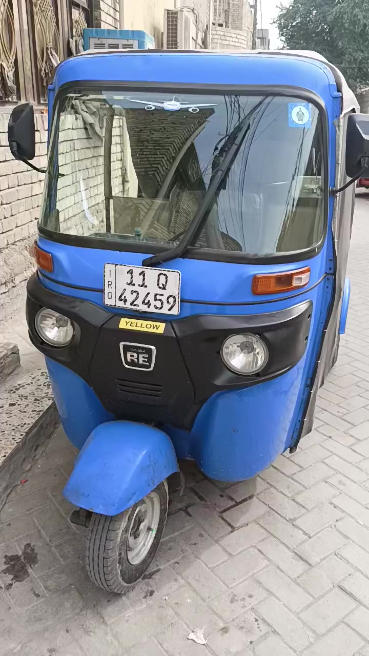 تكتك 21نازله 22 رقم وسنويه مكاني بغداد السعر 7300وبيه مجال ***********
