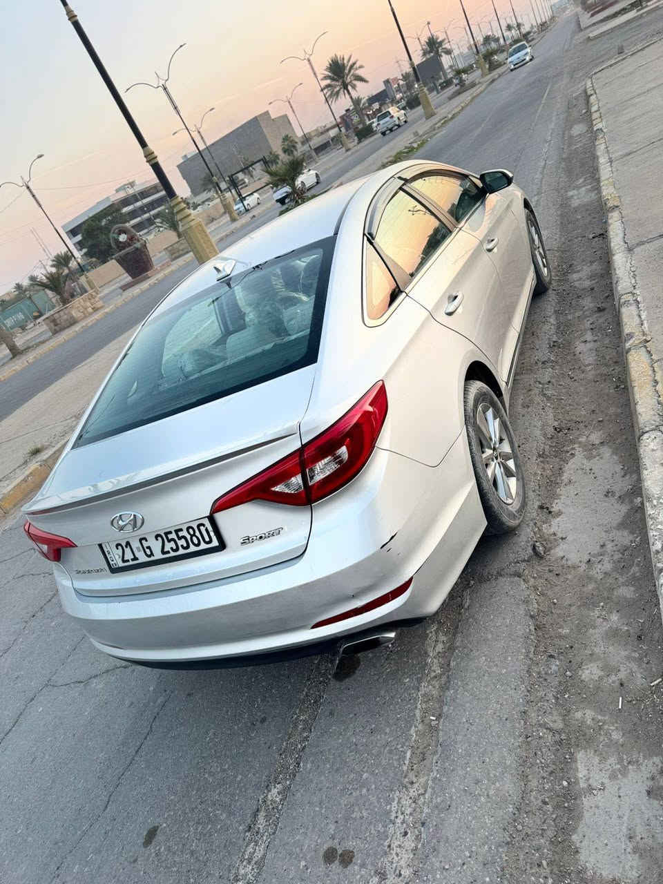 سوناتا 2017 وارد امريكيي
رقم سليمانيه دولي 
اللون رصاصي سلفر    
#السعر 123$
‎محرك كير تبريد ✅
السيارة جاملغ وبنيد ضرر والباقي مكفول شرط سونار 
بأسمي تحويل مباشر ‎
مكينه بدون بخار بدون صوت بدون عيب مكفوله 
‎تحكم ستيرن جهتين 
‎ كير اوتماتيك بدون عيب
‎ثلاث انظمة قيادة 
‎(النظام العادي والسبورت الرياضي والايكو الاقتصادي ) 
‎تخم تايرات جدد 
‎باتري جديد 
‎دواخل نظيفة جدا شرط
‎ اواكس 
مكان السيارة تكريت 
0776 074 7955 ‎ الرقم للاتصال
