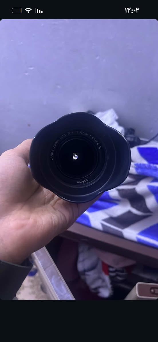 سلام عليكم كاميرا  canon d700 للبيع مع زوم ٧٥ ٣٠٠ و عدسه ١٨ ٥٥ ورام وبطاريات ٢ وشاحنه السعر ٣٠٠ وبيها مجال بسيط للتواصل *********** والتوصيل ٥ كل محافضات العراق
