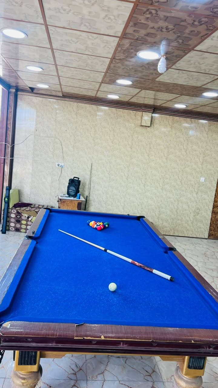 السلام عليكم ميز بليار البيع المكان جنوب الموصل ناحية القيارة قريت الحود الشراي يتصل ويدلل ***********
