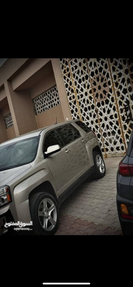 السلام عليكم:- للبيع جيمس تيران موديل 2015 وارد كندي  داخلة بدون حادث كلين تايتل بيها ضربة خفيفة بالعراق 
محرك 2400 Gdi
4 سلندر
رقم بغداد سنوية باسمي تحويل ثاني يوم 
مواصفات عادية 
السعر 120$ وبيها مجال للشراي 
التواصل على الرقم *********** موجود واتساب
