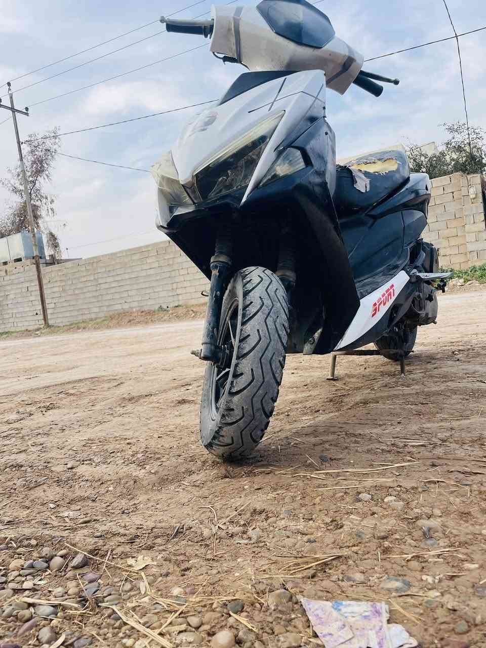 السلام عليك 
دراجة لبيع 
السعر ٢٥٠ وبيه مجال 
المكان ديالى _السنديه 
الهاتف ***********
الدراجة شلعه معدل 
ونكره بكل وقت سلف وهندر
