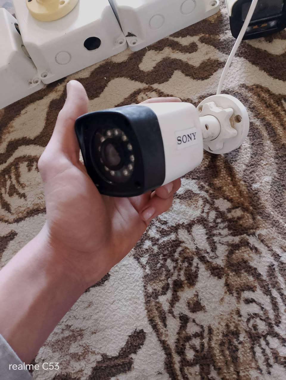 سلام عليكم.توفر كامرات مراقبة مستعمله شغالات على فحص.عدد 6 ست كامرات مراقبة مستعمله شغالات جميعا قيم سعرك بما يرضي الله.موقع بغداد حي جهاد.تواصل 0777.203.35.52.كامرات تاجريه تقليد .هيك فجن.وسوني.
