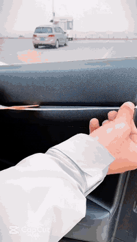 #التواصل_واتساب/***********
السعر15الف توصيل جميع المحافظات العراق 
خذ شكل سيارتك لمستوى جديد مع الشريط الضوئي الخلفي ✨

إضاءة قوية وواضحة تظهر حتى في الليل والمسافات البعيدة.

إشارات يمين ويسار انسيابية تعطي السيارة لمسة فخمة.

ضوء فرامل ساطع يزيد الأمان على الطريق.

تركيب سهل بدون أدوات—تلصق وتشغل فقط!

مقاوم للمطر والغبار ويشتغل بثبات عالي.

حل عملي وجمالي لكل السيارات 🔥
