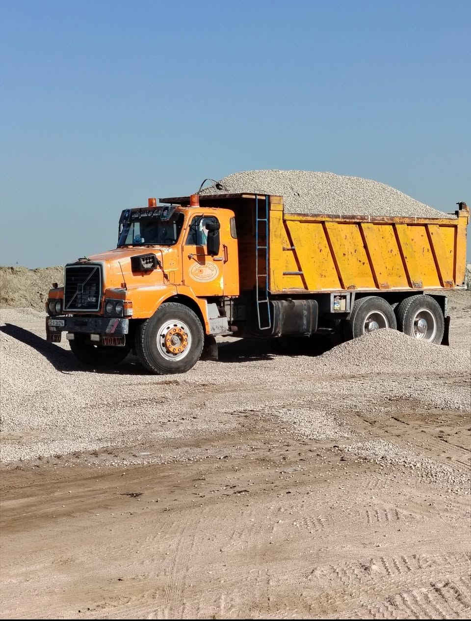 فالفو ٨٢ للبيع *********** & ***********
