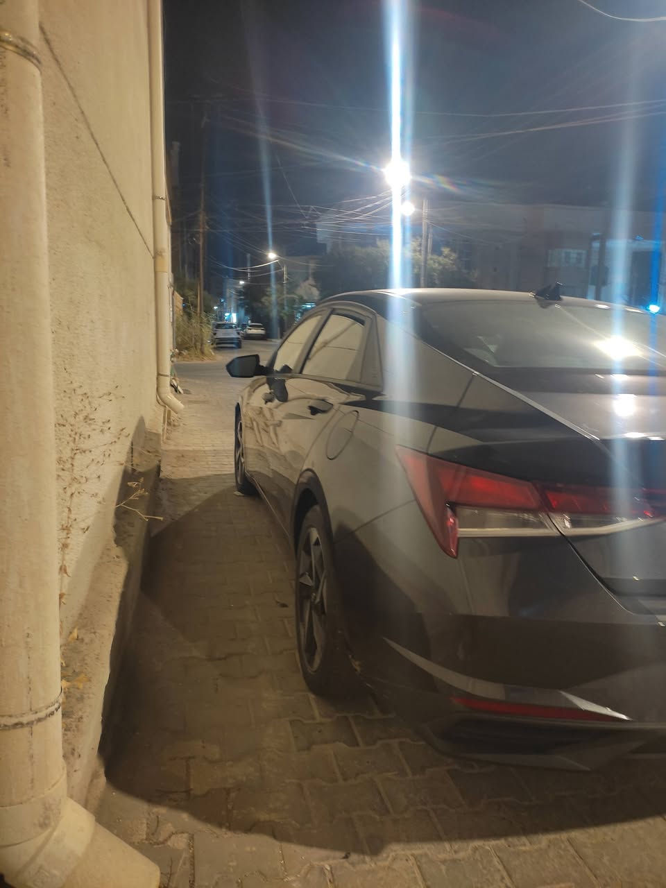 النترا موديل 23 فول عدا الفتحه ماشيه 25 ميل معوقين بصره وكاله عامه ثاني يوم حادث بنيد نفسه مصلح بدون ايرباك جاهزه من كلشي سعر 138 للاستفسار ***********
