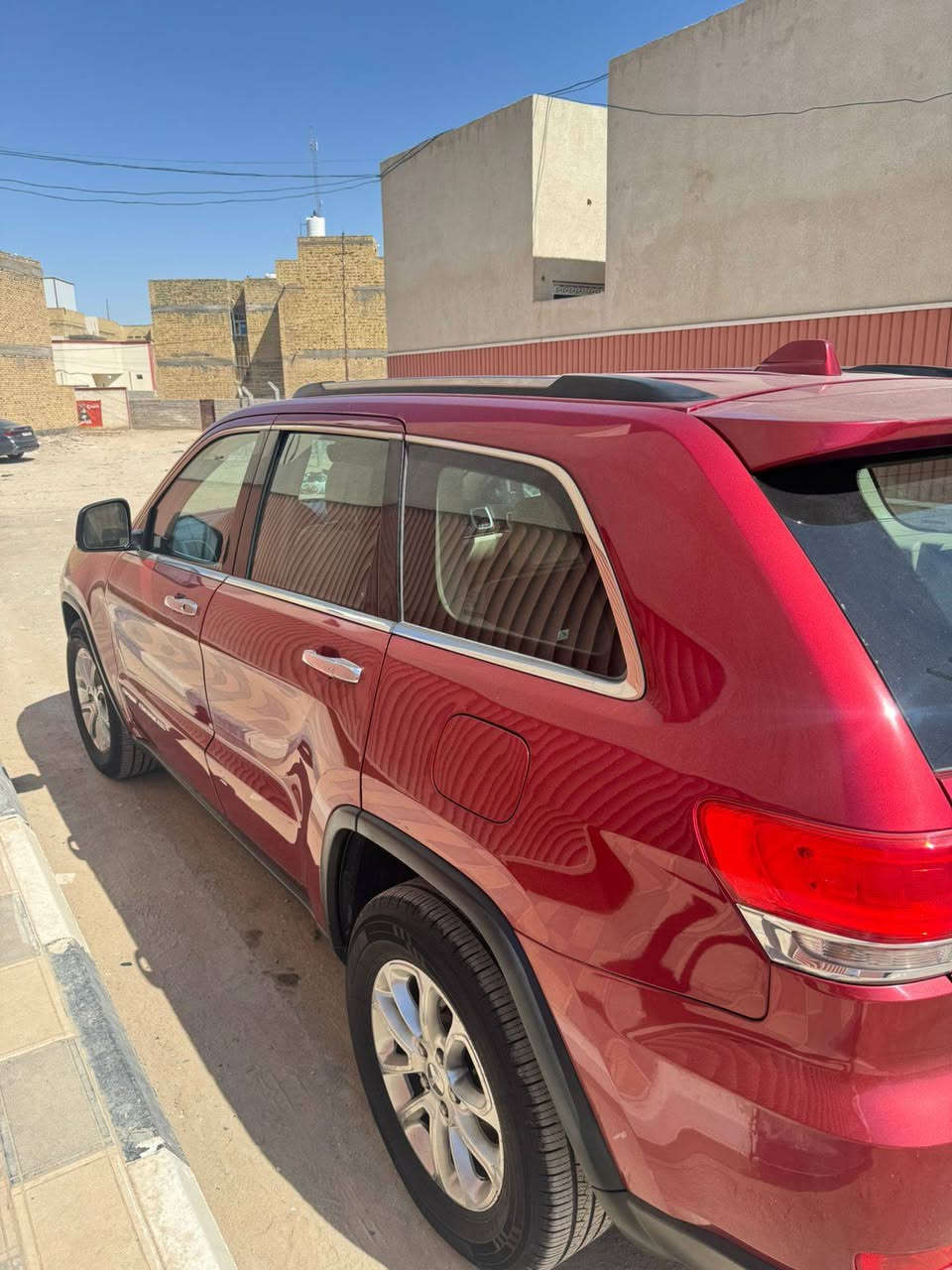 السلام عليكم
جيب لاريدو
موديل :2014
وارد خليجي
السيارة فول مواصفات
كير و مكينه بلاد كفالة
السيارة بأسمي
تحكمات ستيرت
شاشة وكامرة تدعم كار بلاي
مثبت سرعة وتحديد مسار
حساسات خلفية وامامية
رادارات
مري قلاب
بانوراما فتحتين
بصمة وتشغيل عن بعد
كشن كهربائي اشاير بالمري
تبريد قطعتين منضومة زنون
رقم بصرة 
رقمي ***********
مكاني ناصريه
