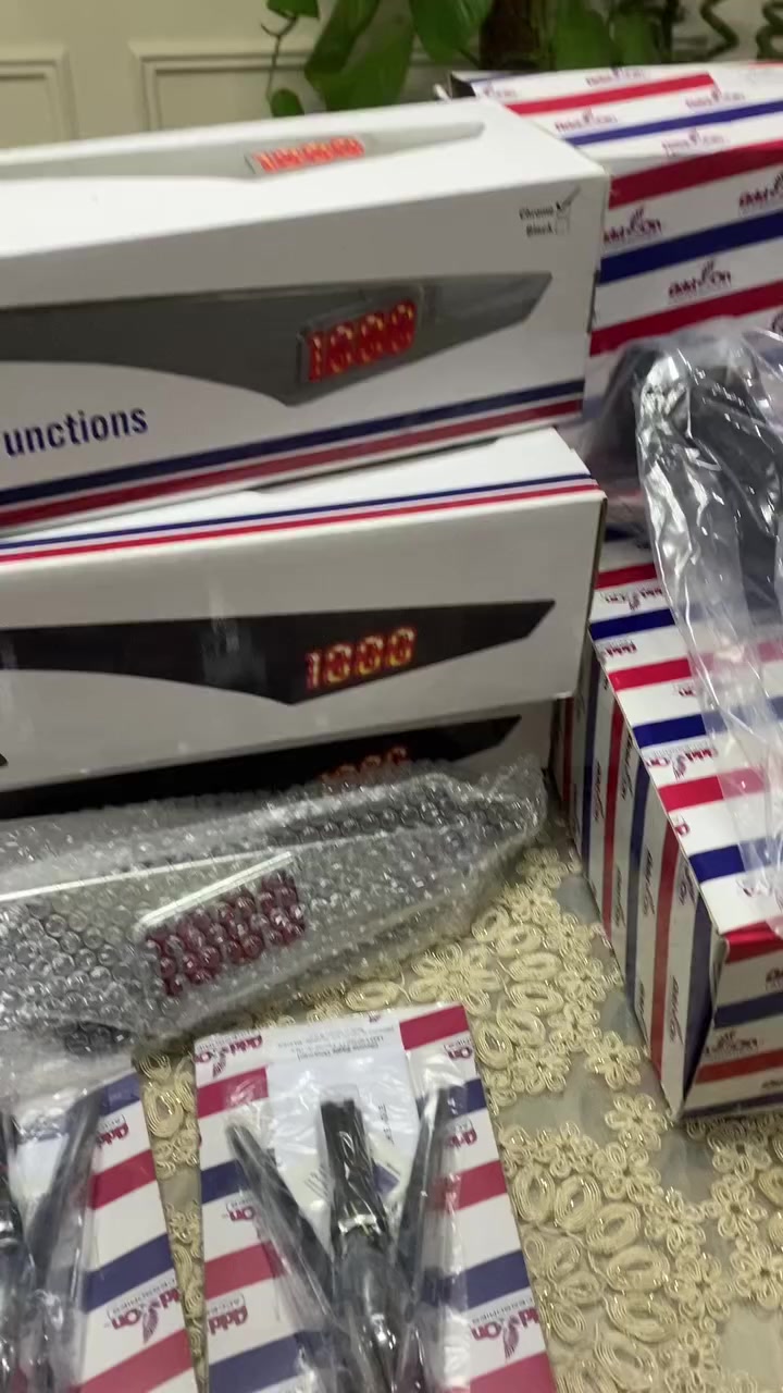 النسر ٧٥ ألف القبغ اليمنه واليسره ١٠٠ ألف لد 1800 ١٧٥ ألف ***********
