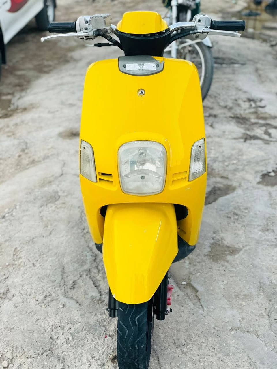 السلام عليكم ماكس بوليس كابريتر الدراجه مكينته ممفتوحه بس عوزه ترتيب السعر خاص الأستفسار اتصال ع الرقم ***********
