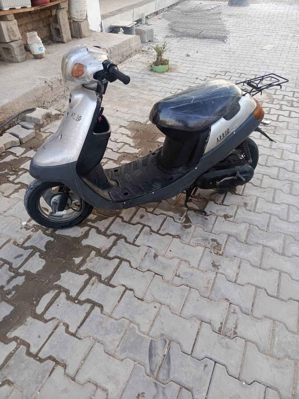 سلام عليكم درجه بطه كلشي مابيه بس عوزه كابريتر سلف وهندر تشتغل ماكينه مامفتوحه درجه حلوه سعر 250وبه مجال قليل رقم***********
