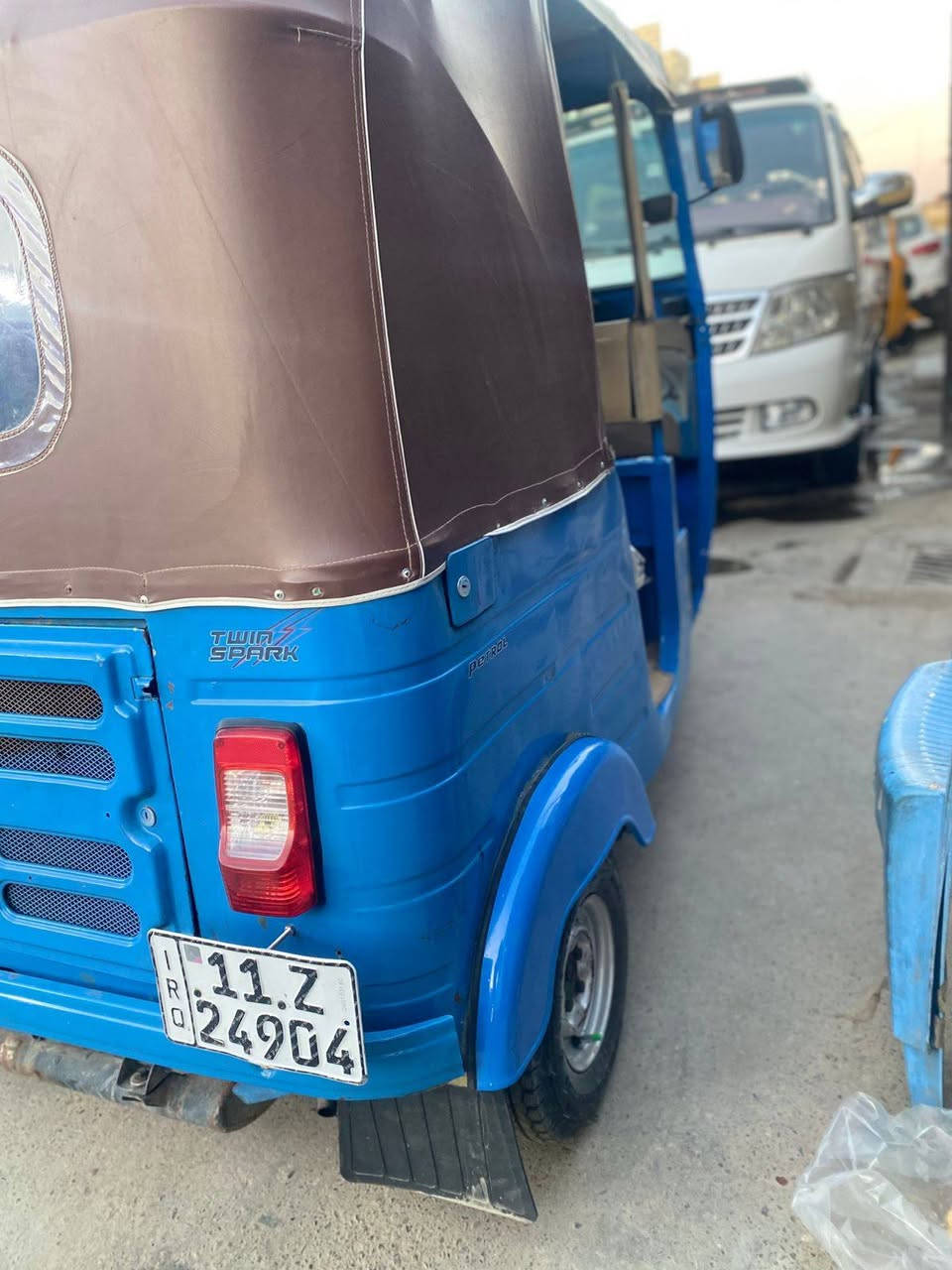 سلام عليكم تكتك للبيع عشرين شهر 11 رقم وسنويه بغداد مكينه ناعمه لا تنقص ولا تبخر تحويل ثاني يوم بيها فقط اكسل كلشي جديد بيها تخم تاير جادر جايه بك لايت سكن برده كله جديد مكاني بغداد حي جهاد الاستفسار *********** السعر ٧مليون
