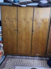 دواليب • مجموعة