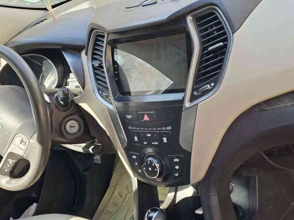 سنتافيا للبيع  كلين  ليبل 
وارد امريكي رقم دولي موديل 2017
155 وبها مجال
الاتصال على الرقم 
*********** 
المكان  الرفاعي
