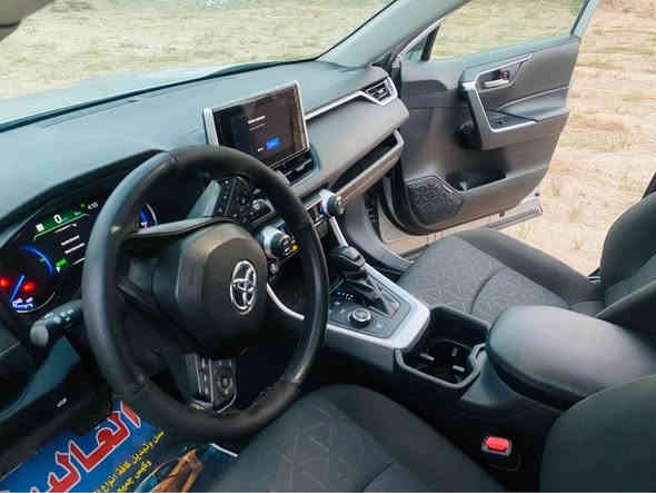 السلام عليكم 

راف فور هايبرد 

موديل 2023 جديده 

ماشية 65 ألف كيلو…

رقم بغداد بأسمي..

الضرر تبديل جاملغ امامي ابلادي والبنيد نفسة بس بي صبغ شبر ..

الضرر قليل جداً..

مواصفات فول للآخر عدى تدفئة وتبريد الكشنات ..

للأستفسار *********** 

السعر  232 وبيها مجال للشراي 

الموقع ديالى بغداد
