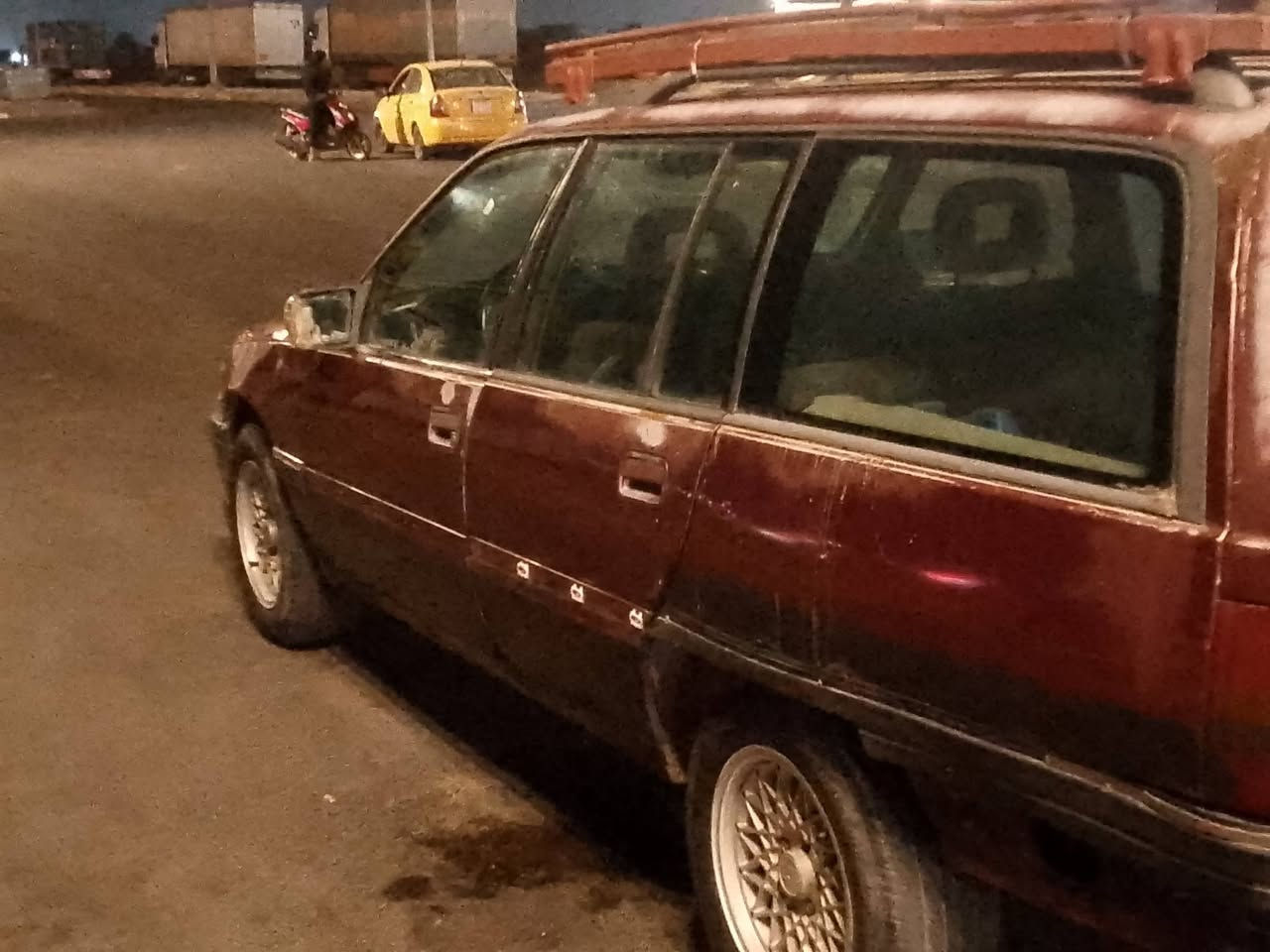 سلام عليكم ورحمه الله وبركاته من رخصت الأدمنية 
اوبل اوميكا ستيشن للبيع  موديل 1993 رقم قادسية انكليزي  للاستفسار *********** مكان بغداد.  مكلف بنشر
