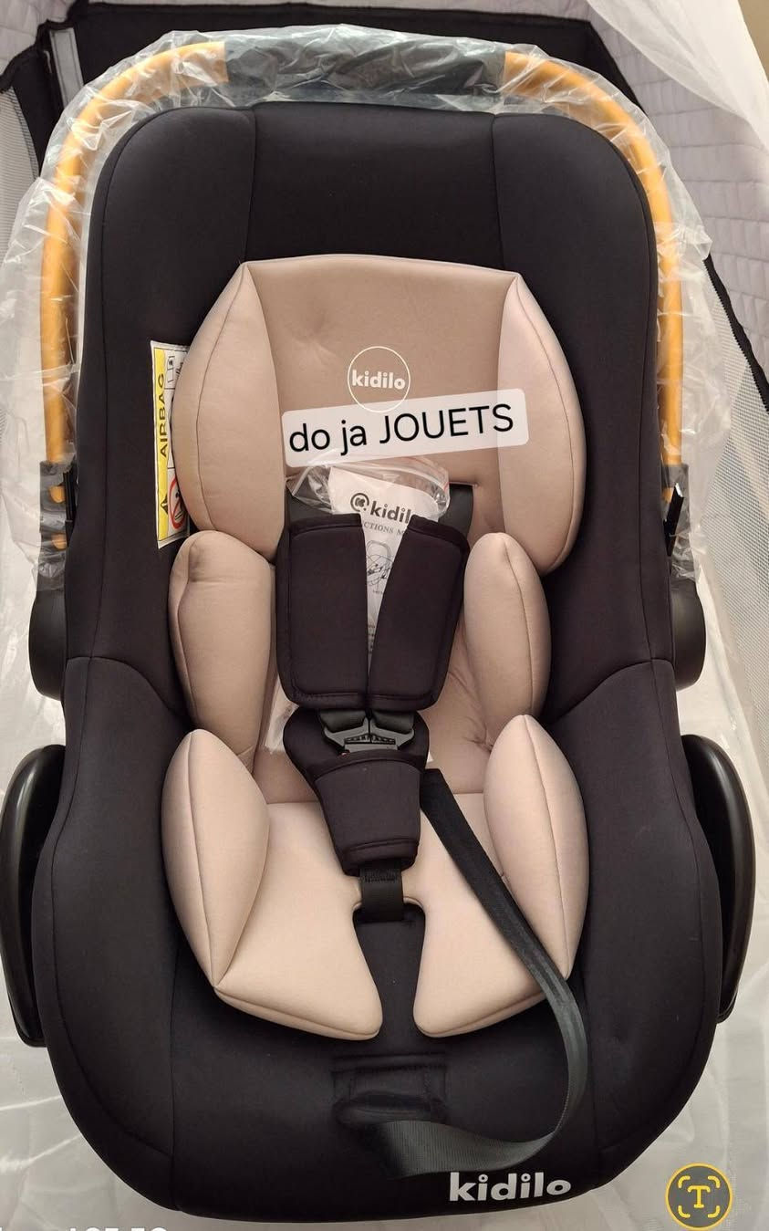 🚗 Maxi-Cosi Kidilo الفخم للأطفال ✨
أمان عالي: حزام أمان خماسي النقاط مبطن لحماية طفلك.
☁️ راحة فائقة: وسائد داخلية ناعمة جداً مع دعامة لرأس الرضيع.
✨ ديزاين أنيق: يد متينة بلون ذهبي فخم ومريحة في الحمل.
🚗 2 في 1: يستعمل كـ Cosy محمول وكـ Siège auto للسيارة.
🆕 الحالة: جديد تماماً ومغلف بالكامل.
📍 التوصيل متوفر لجميع المدن المغربية


**إذا كنت صاحب هذا الإعلان وتريد حذفه لأي سبب، رجاءا أرسل رسالة إلى الدعم الفني**
