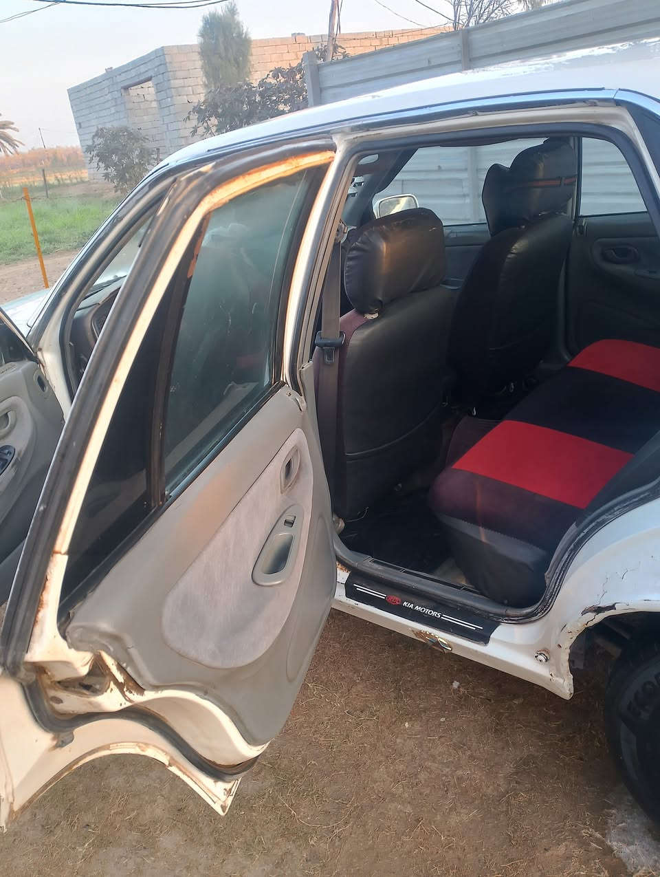 فراشة برنس للبيع 96بغدادالسعر40وبيهةمجال تبريد نقص كمبريسر مكان السيارة بغداد الرضوانية ***********
