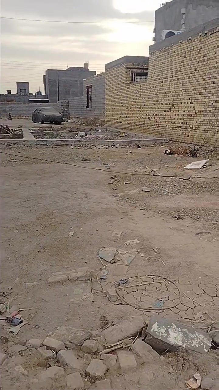 للبيع قطعه اسهم في حي المهندسين 240متر ترهم نص اوكله ***********

