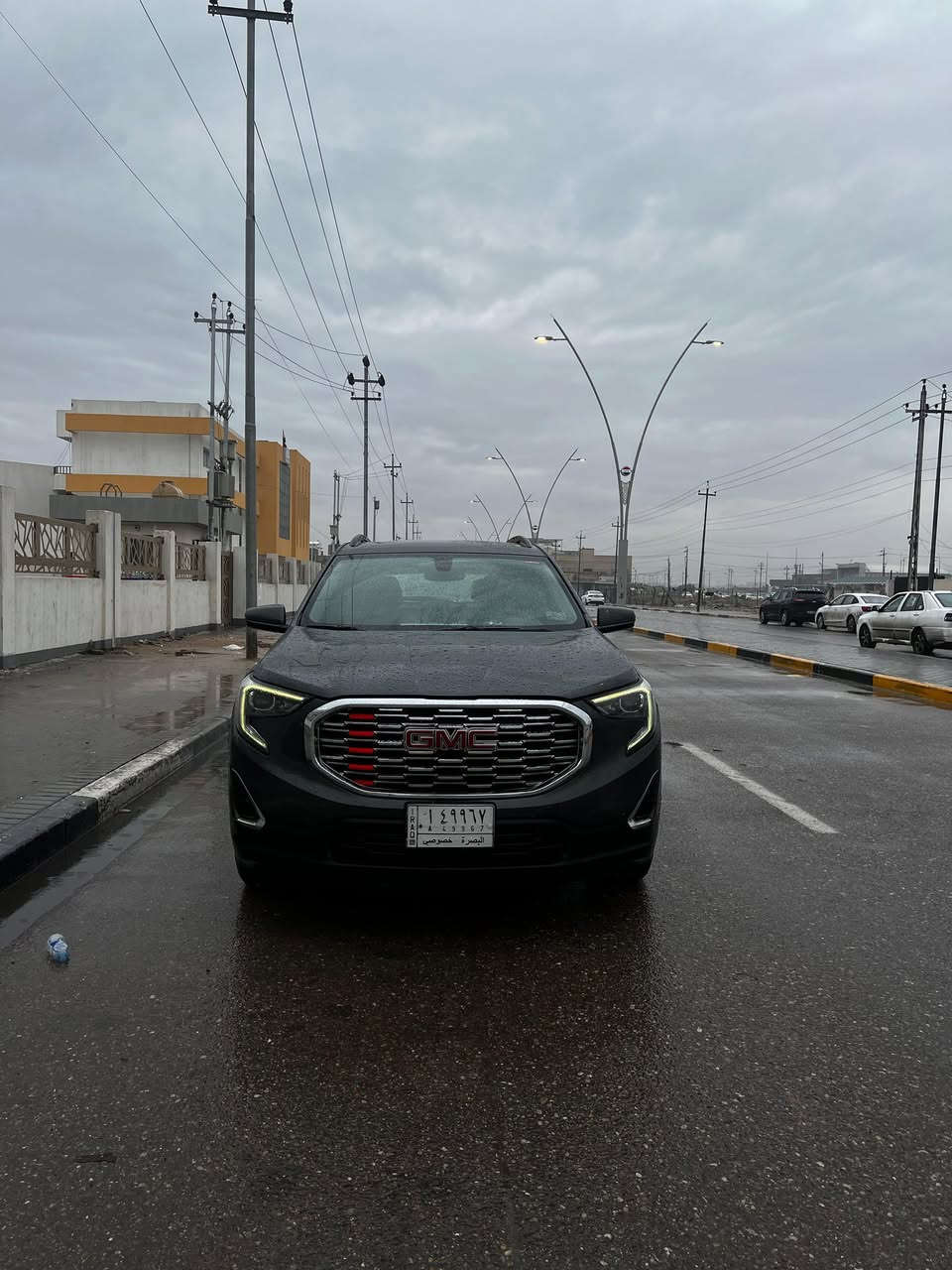 سلام عليكم جمسي تيران2019للبيع
مواصفات فول عده الفتحه

ماشيه 129الف

صور الحادث موجوده

مكاني ميسان السياره منتهيه سنويه قبل 4اشهر

للبيع السعر 153

***********
