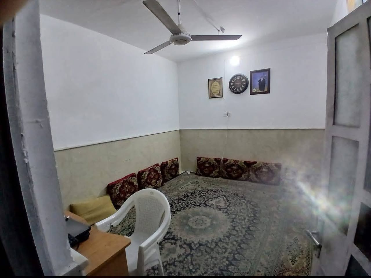 بيت ١٠٠متر طابق واحد نظيف جدا كونكريت مسلح شارع ١٢متر قطاع ٢٤السعر ٩٠مليون مع المجال او مراوس بعقار اخر للاستفسار مكتب سيد هاشم الذبحاوي النجف الاشرف الكوفة حي ميسان ركن شارع البوريات ***********واتساب نستقبل جميع العروض عرصات بيوت مشتملات راسلونا مع الصور على الواتساب اعلاه
