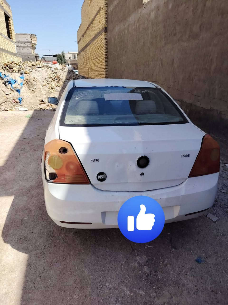 السلام عليكم البيع جيلي صيني  حلو كير محرك شغاله سياره كهربايات كله جاهز حداديه  بس راعيه ماندله بيع اهل موجود سنويه مجود سعر ١٨بيه مجال ***********
