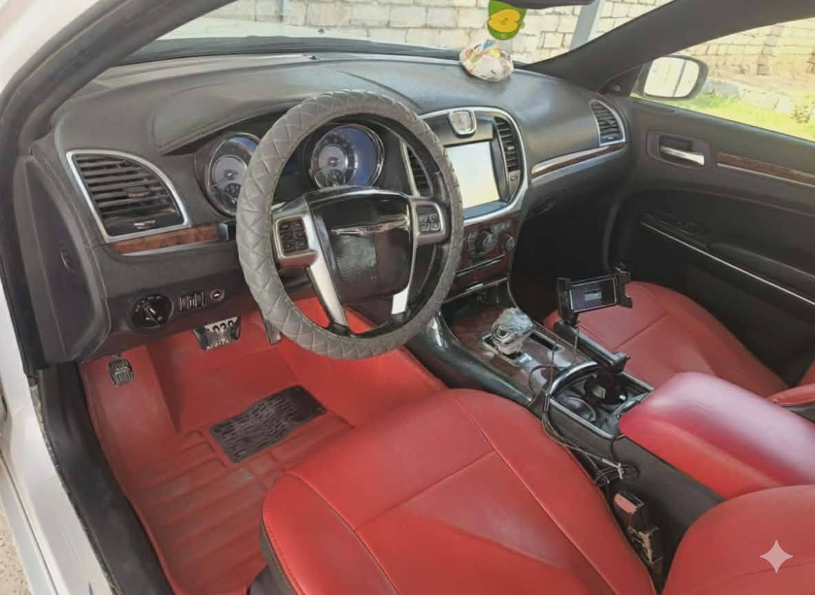 اوباما موديل 12خمس مواصفات
رقم اربيل تحويل كبل 
وارد كندي فقط بنيد مبدل وبيها بارد بالجاملغ الامامي  كد شبر 
السياره جاهزه والحمد لله كير مكينه اكسل كهربائيات تبريد حدادديه 75بالميه مكانها بغداد الشعله 
***********
السعر 180وبيها مجال شي بسيط
