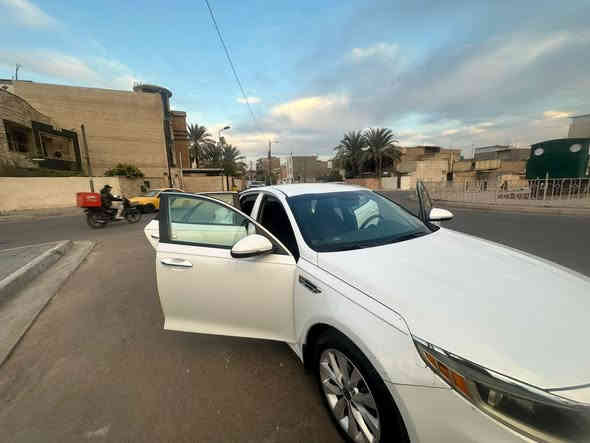 السلام عليكم 
اوبتما امريكي ٢٠١٨

محرك ٢٤٠٠ GDI

نص فول 

حساسات مري

حساسات خلفية

كامرة خلفية 

شاشة دشبول 

لون داخل اسود

تحكم كير3سرعات اوتوماتيك

العنوان / الشالجية

‭٠٧٧٠ ٠١٠ ٣٠٦٣

السعر / ١٣٥ $
