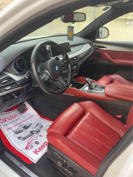 السلام عليكم … أخوان BMWX6
موديل 2019 خليجيه وكاله العروش 
عداد المسافه 48 الف كيلو متر 
السياره كفاله عامه 
مواصفات السياره 
مكينه ٦ سلندر توين تيربو 
مكينه ٣٥٠٠ 
بصمه 
سلايدروف 
شاشات عدد ٣ 
داتا شو 
جنطه كهرباء 
جكات 
بوب شفط 
داخل جلد احمر 
بعد بيه هوايه مواصفات ممذكوره 
السياره كلش جديده 
ماخذيهه من جانت زيرو 
السعر 40.000$ وبيه مجال بسيط 
للاتصال ***********
بيع او مراوس 
عنوان بغداد زيونه Webada East
