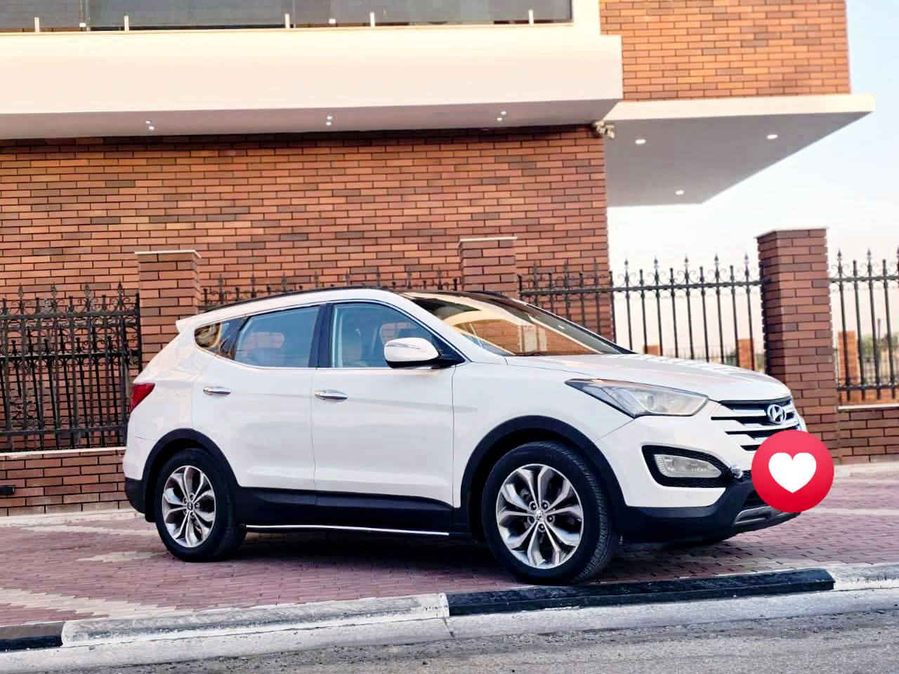 السلام عليكم سنتافيا 14 خليجي كويتي للبيع فقط 7 راكب رقم اربيل مكينة 6 سلندر فور ويل 4x4 بيها شوية بارد غير ملاحظ وباب خلفي واربع اصابع من الباب الامامي عكس السايق صبغ تخم تاير جديد صدر جديد بانوراما تدفأة تبريد 3 قطع السعر 150 $ بيها مجال 
 تحويل ثاني يوم 
مكانة السيارة تكريت 
***********
