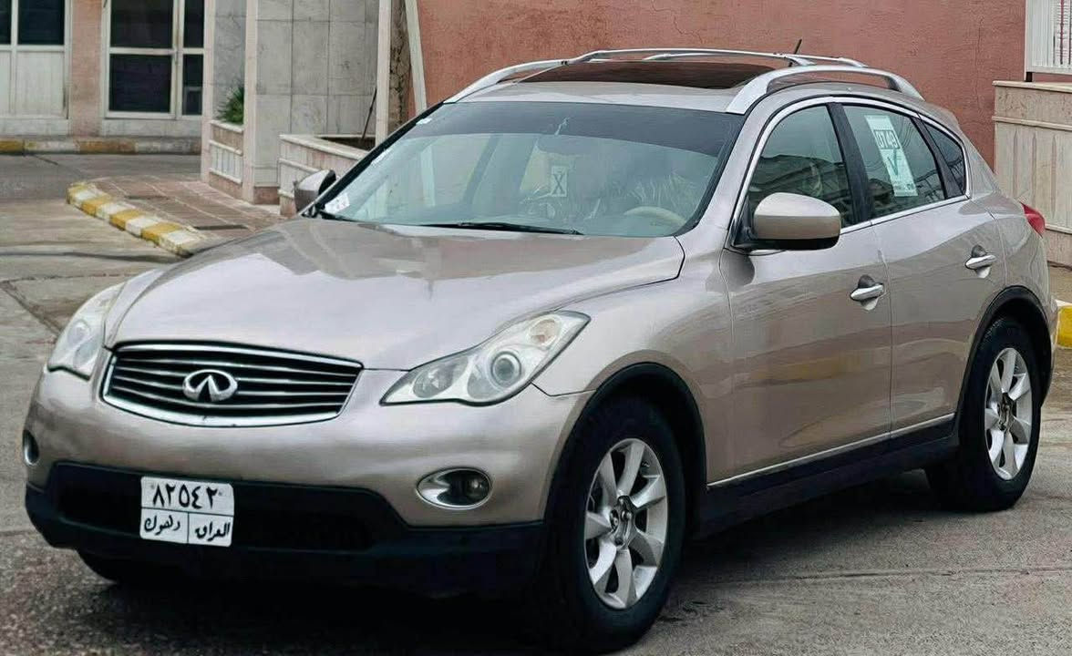 ***********- بي واتساب
***********-
للبيع او مراوسه برقم شمالي نيسان انفينتي EX35 موديل 2009 فول فول مواصفات محرك 6 سلندر كير محرك تبريد شرط طخم تايرات كله جديد السياره بيها 3 قطع صبغ بدون دواخل شواصي مكفوله وايرباكات سليمه السياره جاهزه ودينار مصرف مابيها وغرفتها جديده على وضع الشركه تحويل و وكاله شرط السعر 88 ورقه ومجال بسيط وعليها 900$ دولار غرامه ينزل من السعر مكان السياره دهوك عقره اكر, نينوى
