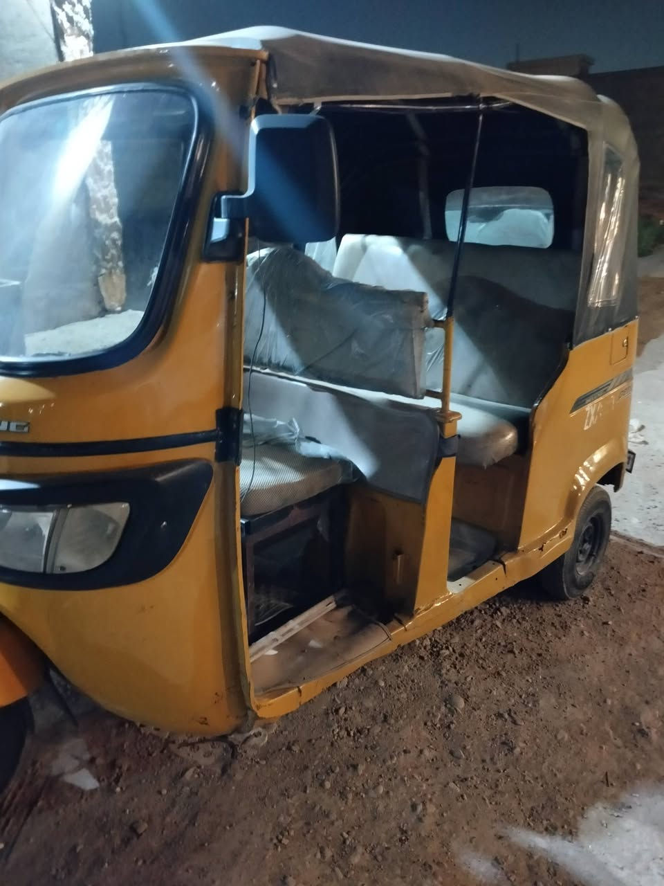 تكتك 2019 جاهزه مابيهه أي نقص بسمي تحويل مباشر سنوية وهزة جدد صدر ممتاز محرك جيد جدا اكسل جديد مؤسسة قبل شهر مابيهه ضربة بس ملاحظات بسيطة بالدوسة مصلحة  تخم تاير مسجل مع القاعدة جاهز،،،،،سعر 5 وبيهه مجال ***********
